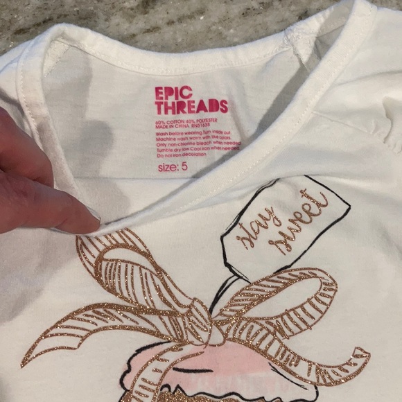 Epic Threads tshirt EUC - Picture 6 of 7